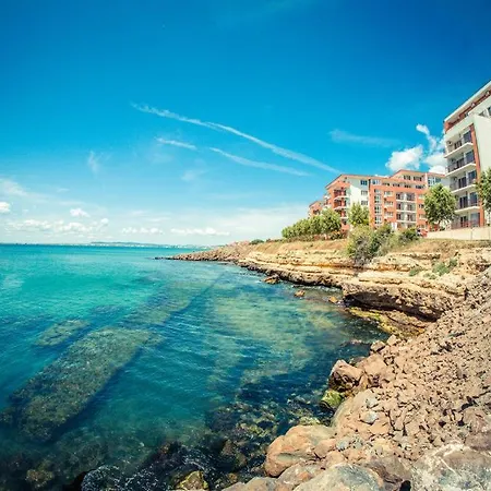 Crown Sea View Apartamento